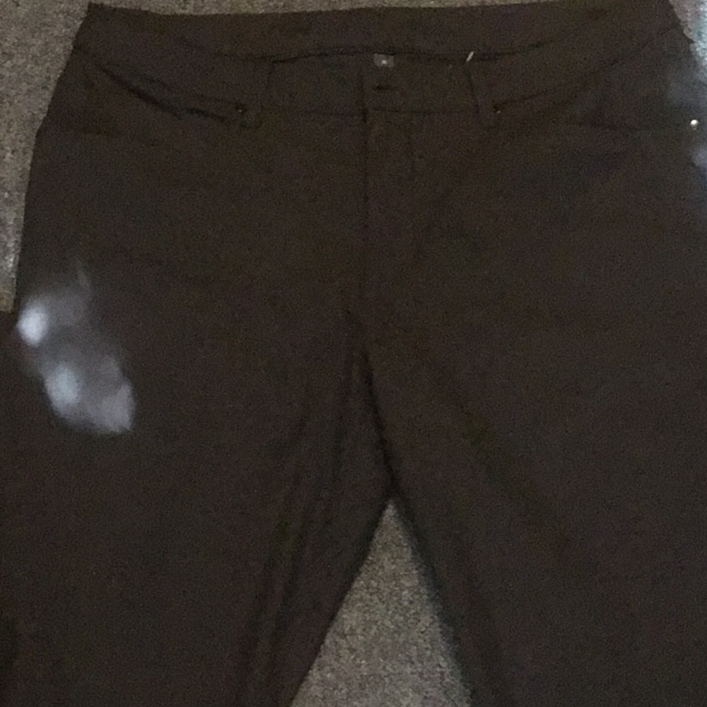 VANCOUVER GOLF PANTS.